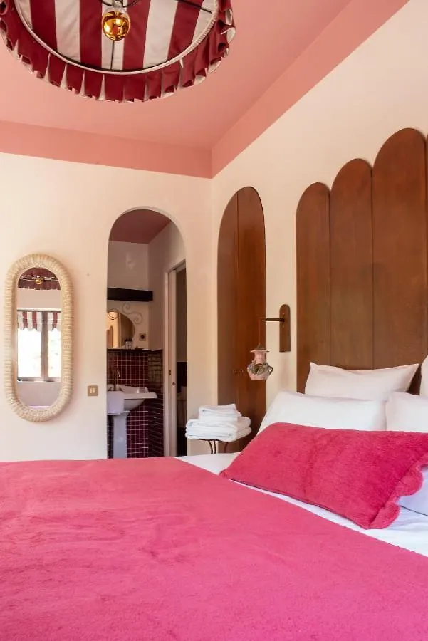 Les Chambres De La Releve Marseille Bed & Breakfast