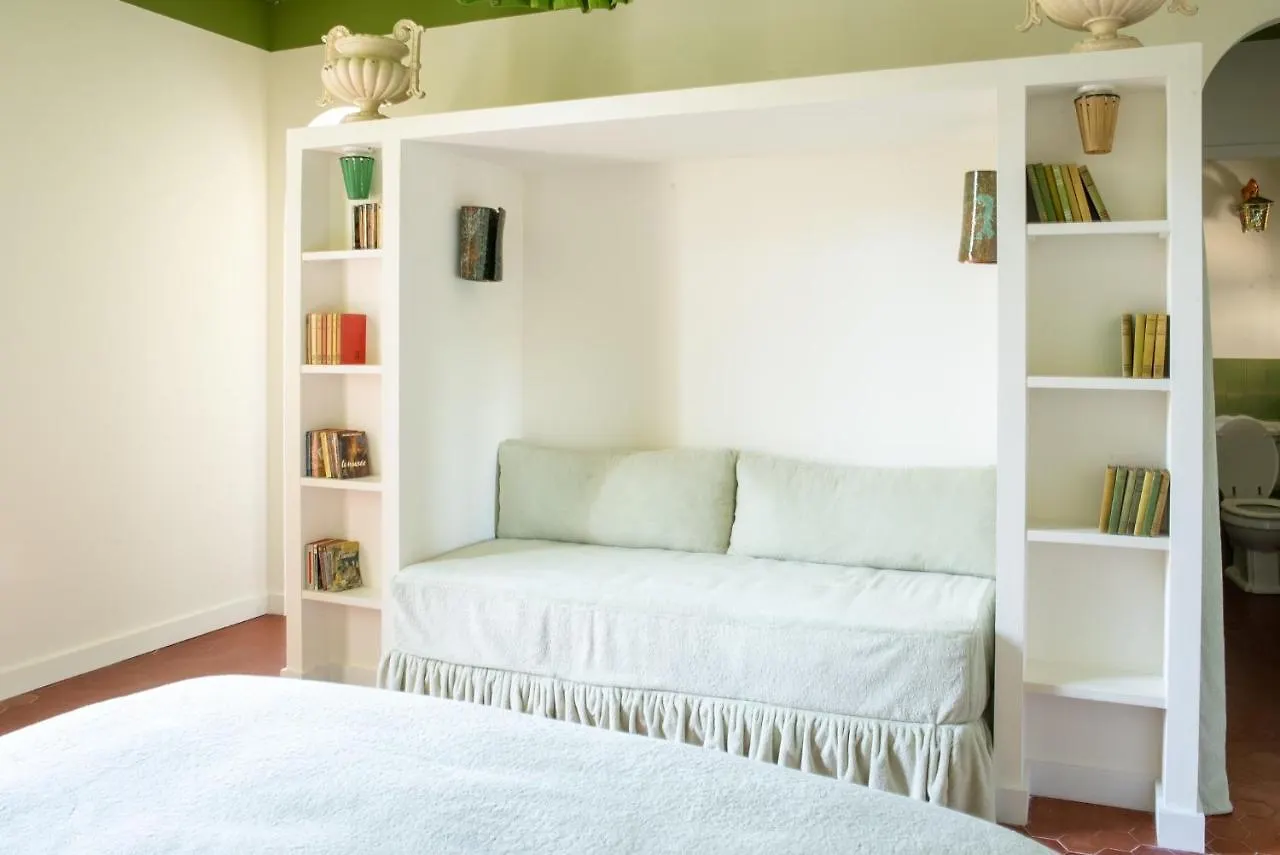 Les Chambres De La Releve Marseille Bed & Breakfast